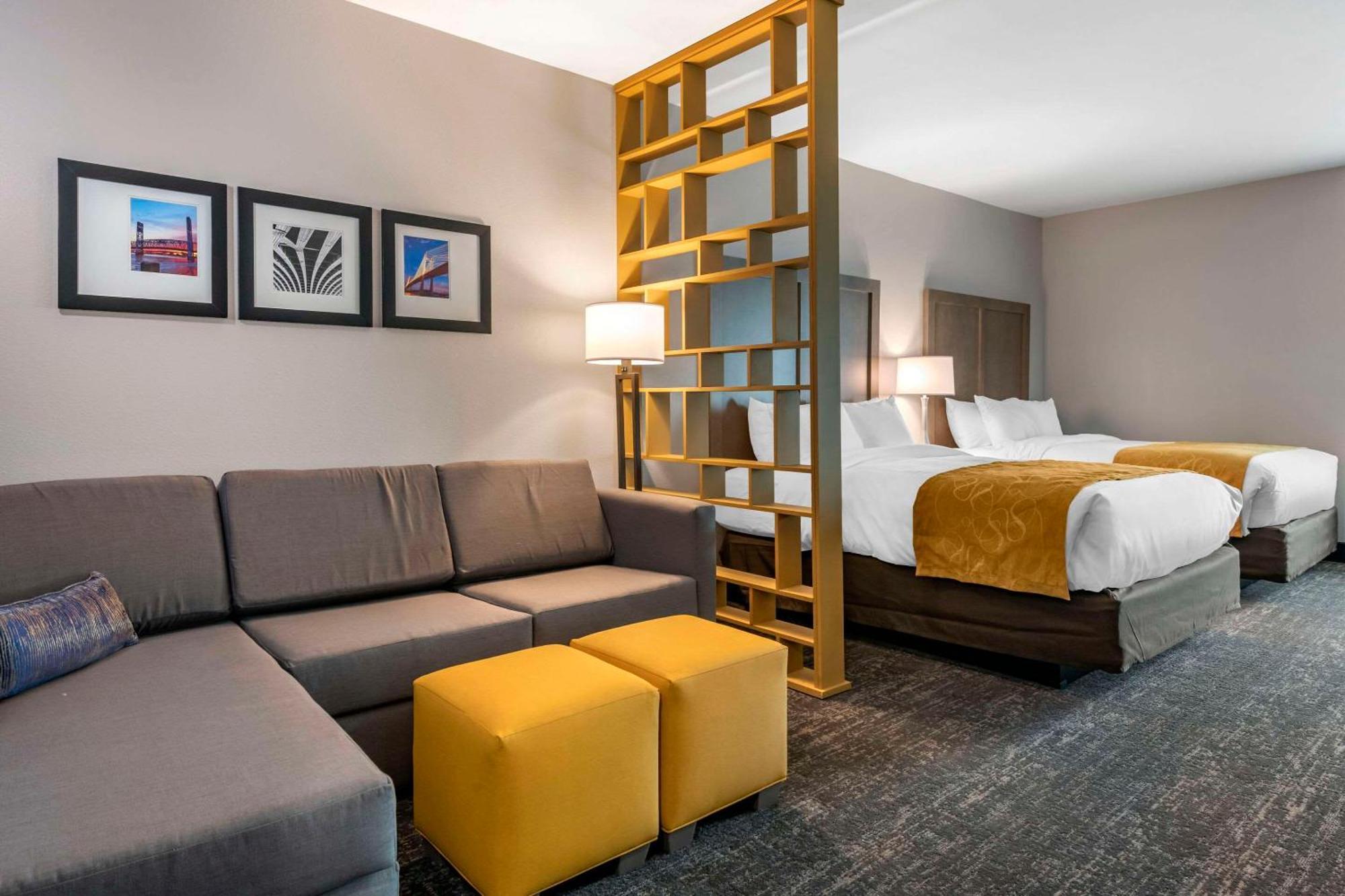 Comfort Inn & Suites Jacksonville - Orange Park Near Naval Air Station Экстерьер фото